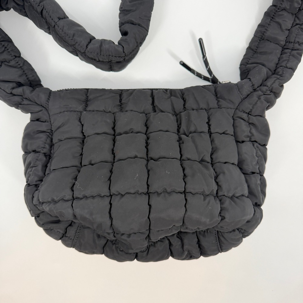 Free People FP Movement Baby Carryall Black Quilted Puffer Bag Padded Strap - Picture 5 of 10